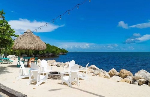 Key Largo House | YOUR TROPICAL ESCAPE AWAITS! Voted Best Key Largo Vacation Rental! Casa Largo
