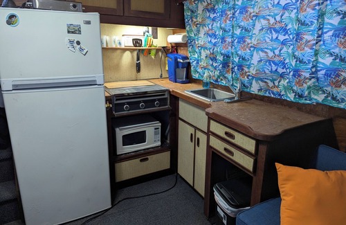 Portsmouth Boat Rental | Your Tropical Oasis awaits in Hampton Roads Virginia