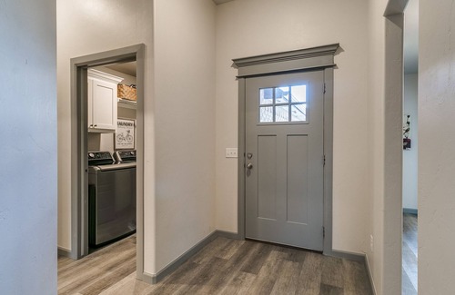 Edmond House | Your Unforgettable Temporary Haven!