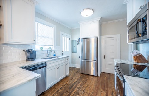 Summerville House | Your Updated Cottage for Masters Week!