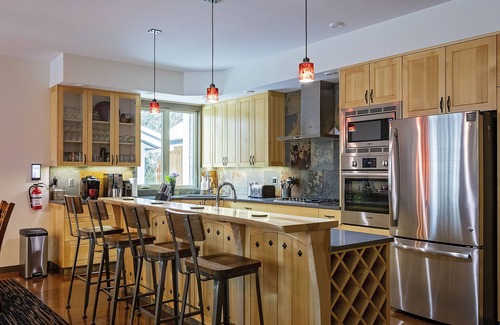 Valemount House | Your vacation home in the mountains!