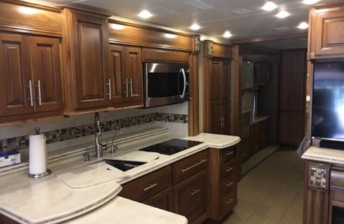 Gunter Afs House | Your Vacation in Style! Enjoy your family on the Road with Comfort & Class!!