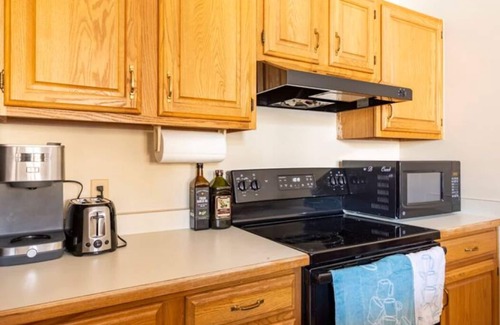 Edwards Ski Chalet | ✅ Your Vail Ski Cabin! Just Minutes to Vail, BC