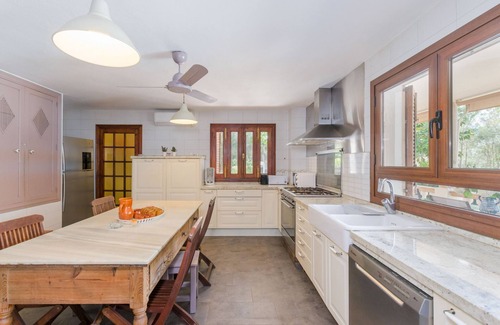 l'Aranjassa Villa | YourHouse Can Marques