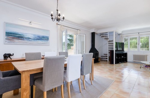 Ses Rotgetes de Canet Villa | YourHouse Ses Rotgetes, family-friendly villa in the Tramuntana Mountains