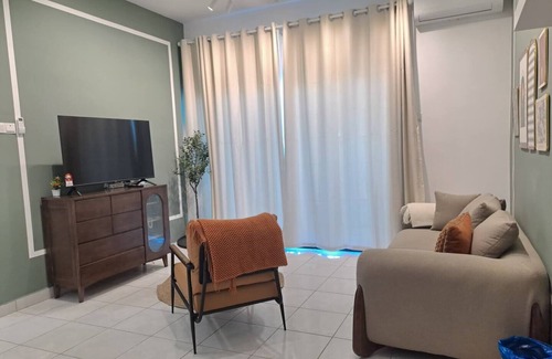 Nilai Apartment | Youth City Residence/2 Room/KLIA/Nilai/Pool