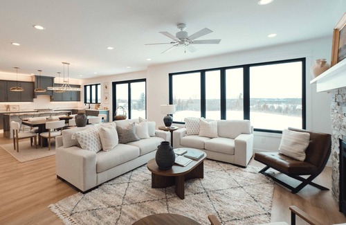 Williamsburg House | Yuba Farmhouse brand new on Yuba Vineyard
