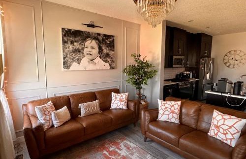 Calgary House | Z Family Homestay