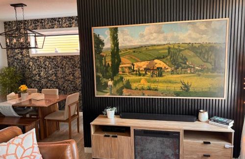 Calgary House | Z Family Homestay