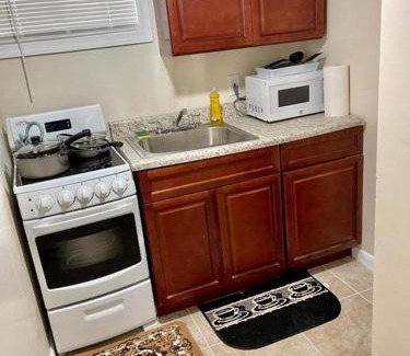 Weequahic Apartment | Z & Z Apartment 2
