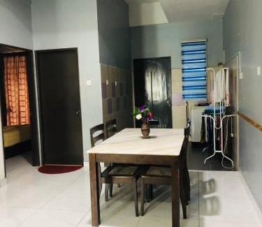 Sandakan House | Zahara Homestay