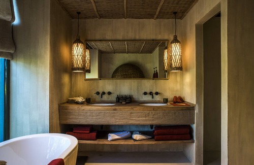 Xuan Canh Hotel | Zannier Bai San Ho