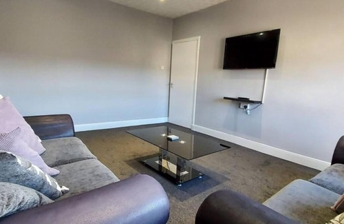 Glenisla Apartment | Zara Apartments