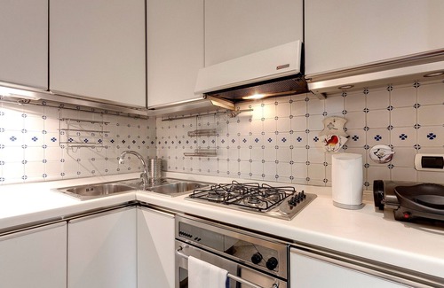 San Lorenzo Apartment | Zarina Premium Apartment