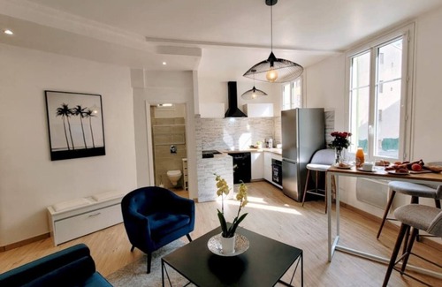Quartier du Port Apartment | Ze Perfect Place - Comfortable 2 Bedroom Apartment - Asc - Port - Garibaldi
