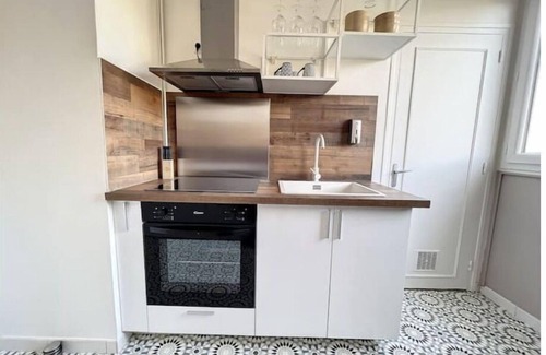 Epinay-sur-Seine Apartment | Zen apartment - 3Br - 7 people - Paris in 20 minutes