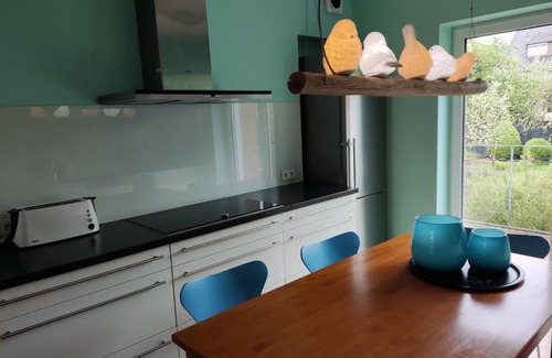Beiertheim-Bulach Apartment | Zen Apartment - spacious - garden - kitchen
