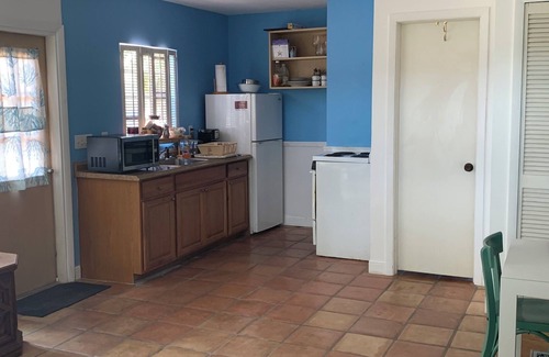 Coquina Sands Apartment | Zen Garden Private Guest House by Beach n Golf