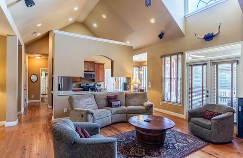Whittier House | Zen Mountain - Spacious, Luxury Mountain Home with Stunning Views!