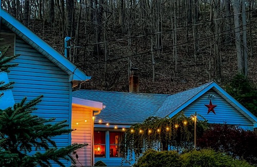 Hardyston Township House | Zen Retreat* EV Charger*Active Creek! 3B/1.5Bth
