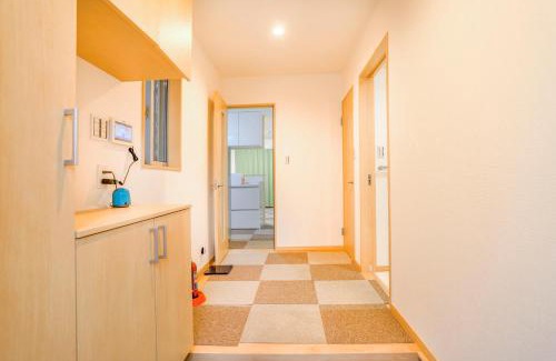 Higashinari Apartment | Zenith's House