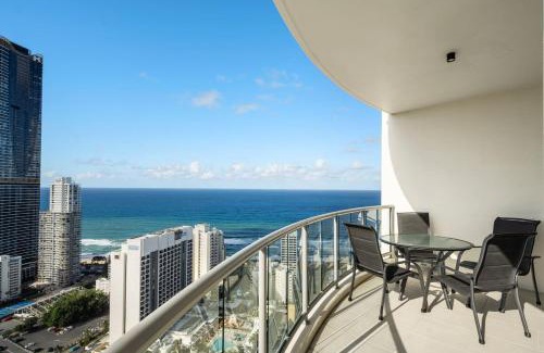 Surfers Paradise Apartment | Zenith Shore - Resort Living above Surfers Paradise