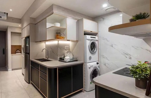 District 1 Hotel | ZENITY Skyline Residences Suite