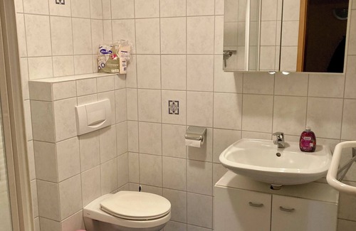 Wangerooge Apartment | Zentral Aber Ruhig Gelegen in Einem Insulanerhaus mit Geschichte
