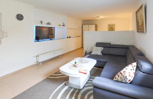 Großenbaum Apartment | zentrale Lage Apartment nähe Düsseldorf Airport, Messe