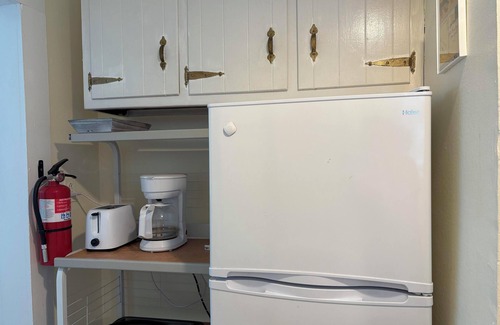 Ocean Grove Apartment | Zephyr Cottage (Apt 2)