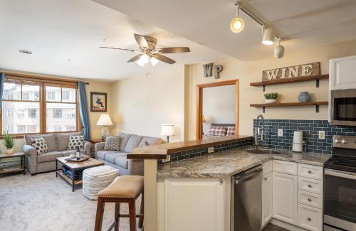 Winter Park House | Zephyr Mountain Lodge 1420 Ski-In Ski-out Winter Park Resort base