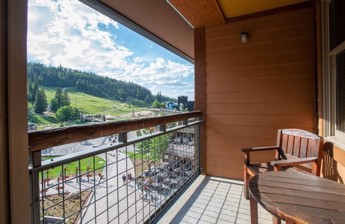 Winter Park Condo | Zephyr Mountain Lodge, Condo | Ski Slope View (Select-Rated Condo 2405)