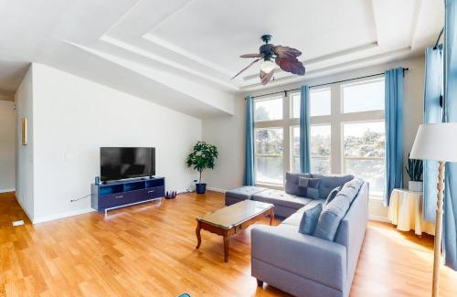 Oakhurst House | Zerenity Lookout East