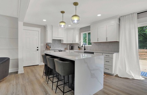 Zionsville House | Zest of Zionsville with WiFi, AC
