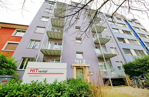 Center Apartment | ZH Indigo - Letzigrund HITrental Apartment