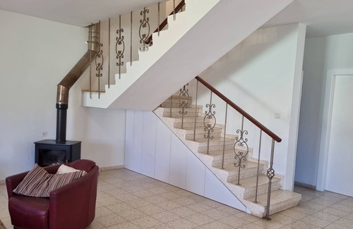 Zikhron Ya'aqov House | Zichron Family Summer Vacation Home