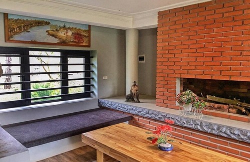 Soc Son House | Zigzag House - Ulesa neighbor's house