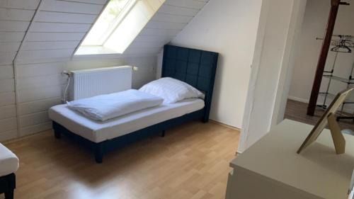 Enger Apartment | Zimmer in Wohnung, Monteure, Zentral,