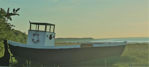 Zingst House | Zimmer " Sonnenschein"