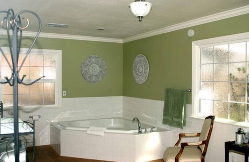 Sanger Apartment | Zinfandel Suite Sequoia View B&B