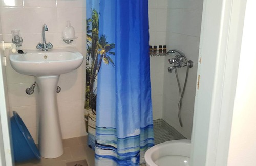 Agii Apostoli Apartment | Zinovia One-Bedroom Apartment with balcony 2