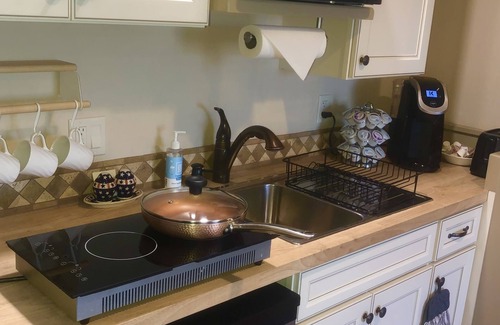 Hurricane House | Zion getaway duplex style home 4 bedroom 2 bathroom next to sand hollow and Zion