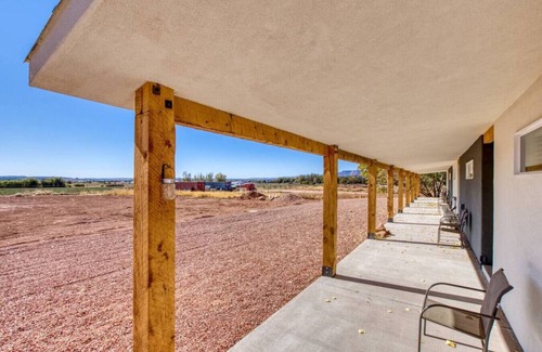 Kanab House | Zion's Shadow Suite #2
