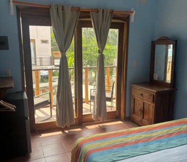 San Pedro Pochutla Hotel | Zipoliteville - HOTEL NUDISTA