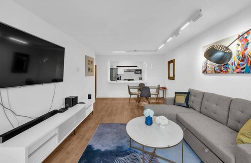 Burnaby Apartment | Zodiac 2bd+2ba TaurusPalace@Lougheed II