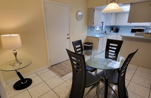 Bonita Springs House | Zoey's Retreat! Prime location in the heart of Bonita Springs! Private new pool.