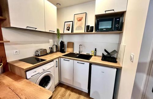 Zola Apartment | Zola 2pers Tv