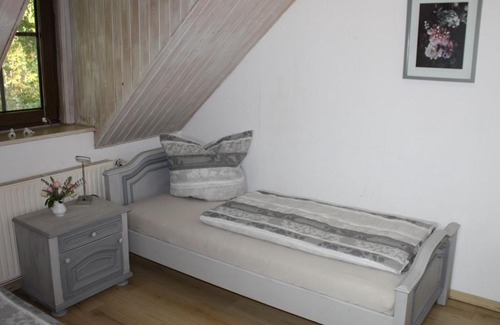 Serba Apartment | Zu den grauen Ziegenböcken