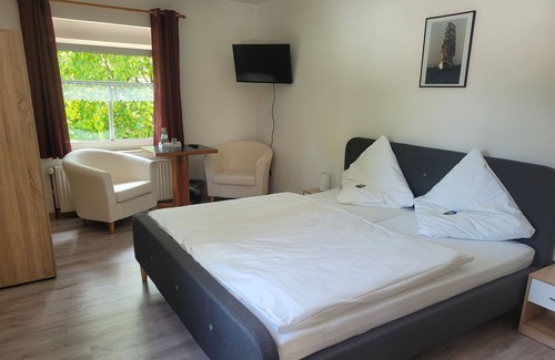 Kolonie Veenhusen Cottage | Zu den Linden - DZ Nr. 8 - Gasthof zu den Linden, 61225