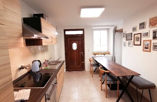Neuerburg Apartment | Zum Burgfried, 220sqm, 10 bedrooms, max. 22 guests